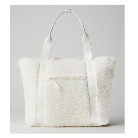 Fabletics Tote Bag "The Teddy Everyday Tote" Plush Cute Fluffy Women's Girls 30L - Picture 3 of 13